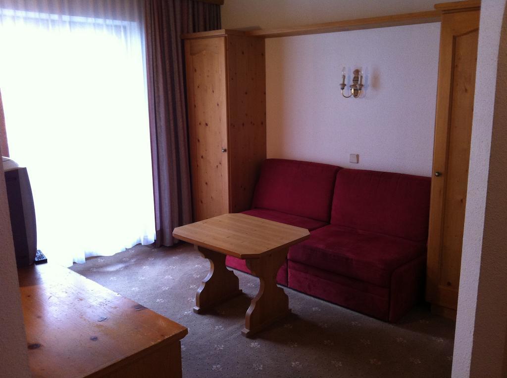 Hotel Garni Pfandl Neustift im Stubaital Pokoj fotografie