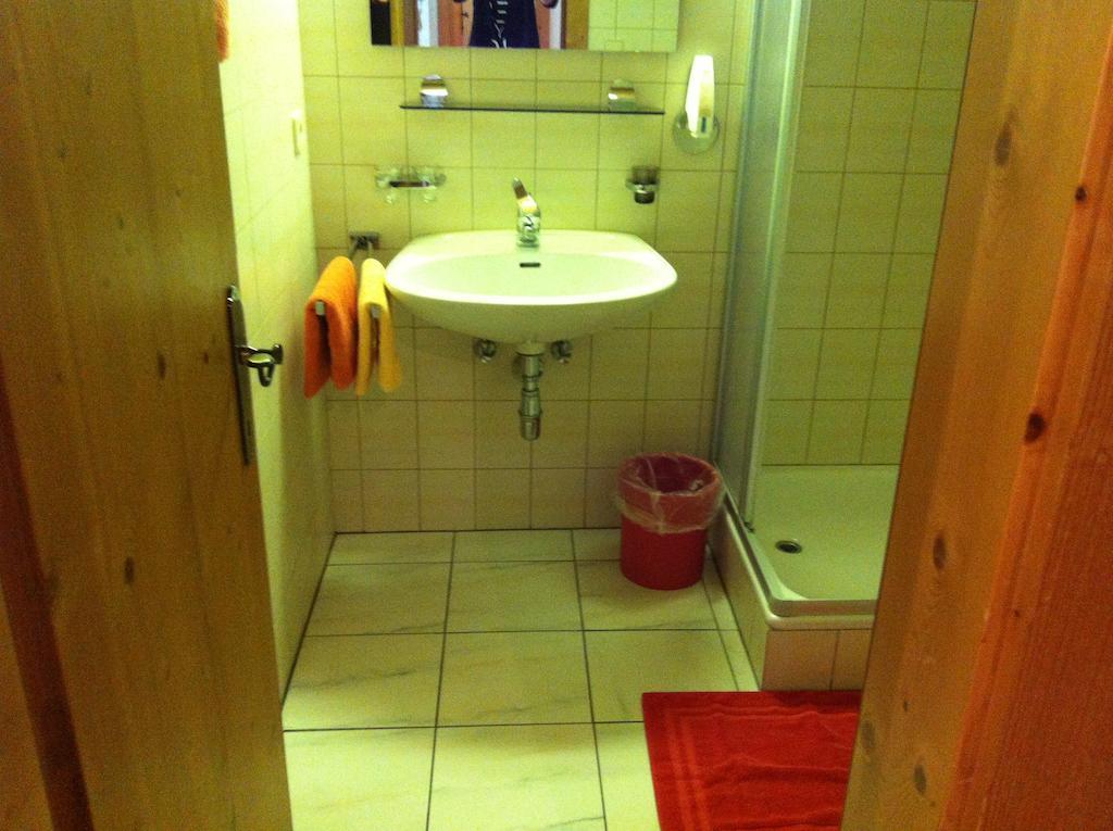 Hotel Garni Pfandl Neustift im Stubaital Pokoj fotografie
